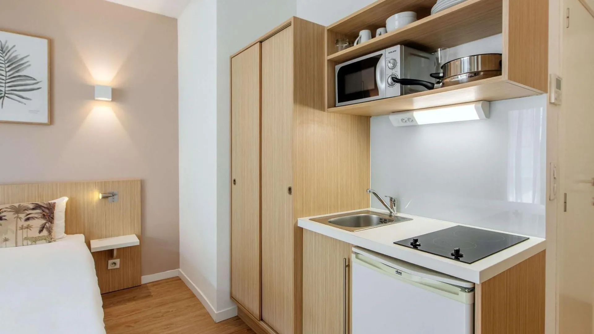 **  Aparthotel Adagio Access Bruxelles Europe Aparthotel Bélgica
