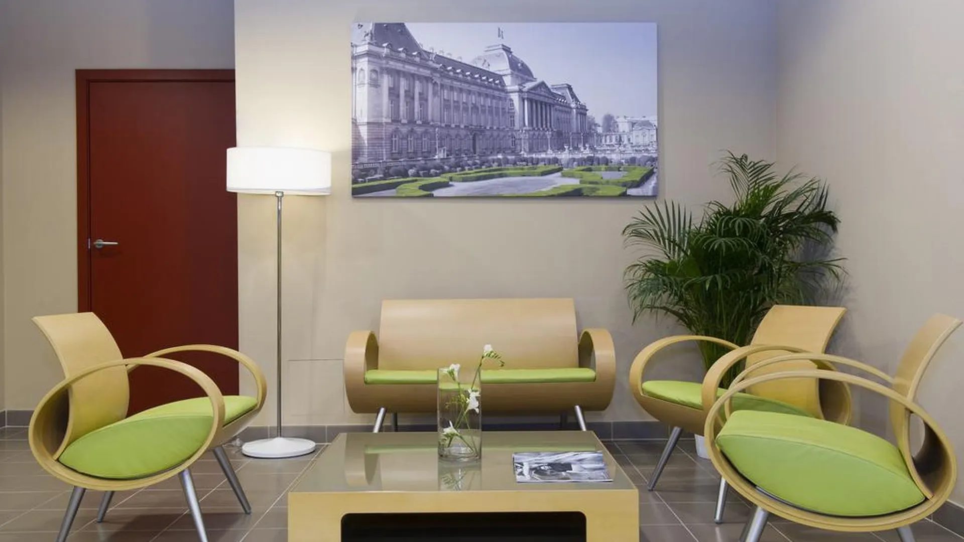 Aparthotel Adagio Access Bruxelles Europe Aparthotel 2*,